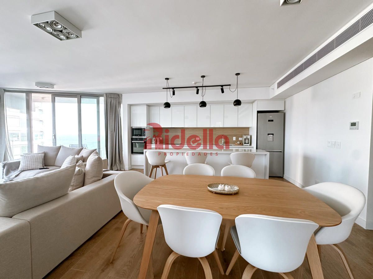 Apartamento ID.414 - Venta de Apartamento TRUMP TOWER 2 dorm, con financiación propia, Vista al mar
