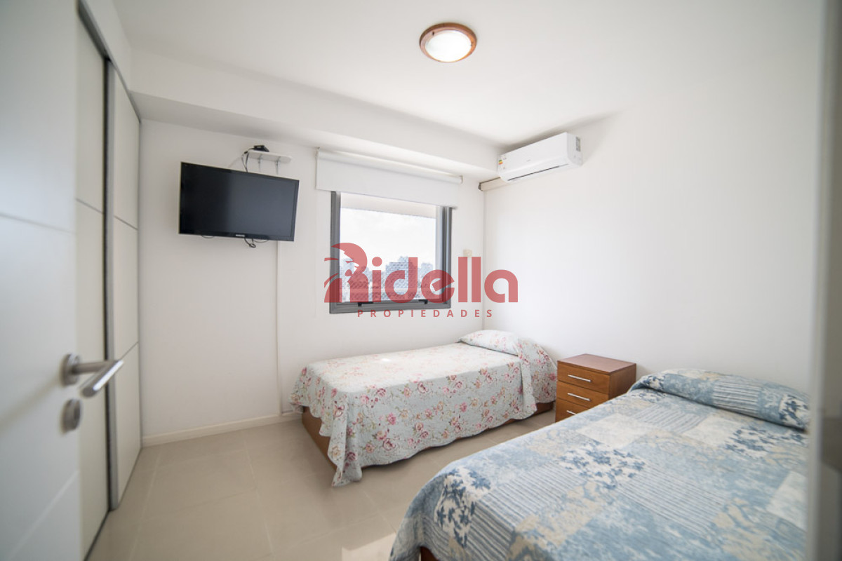 Apartamento ID.579 - Apartamento en Venta, Edificio Arenas del Mar, Playa Brava, Punta del Este