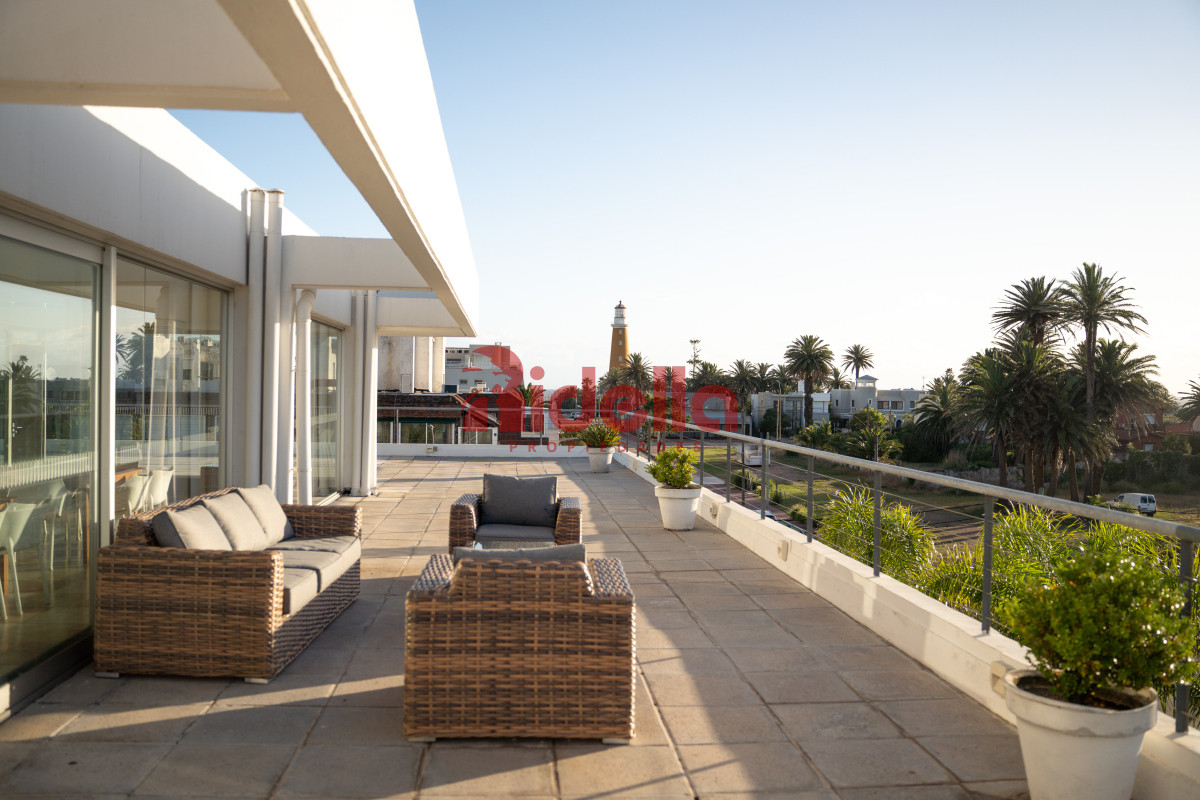 Apartamento ID.647 - Venta de Apartamento 1 Dormitorio en Península, Punta del Este