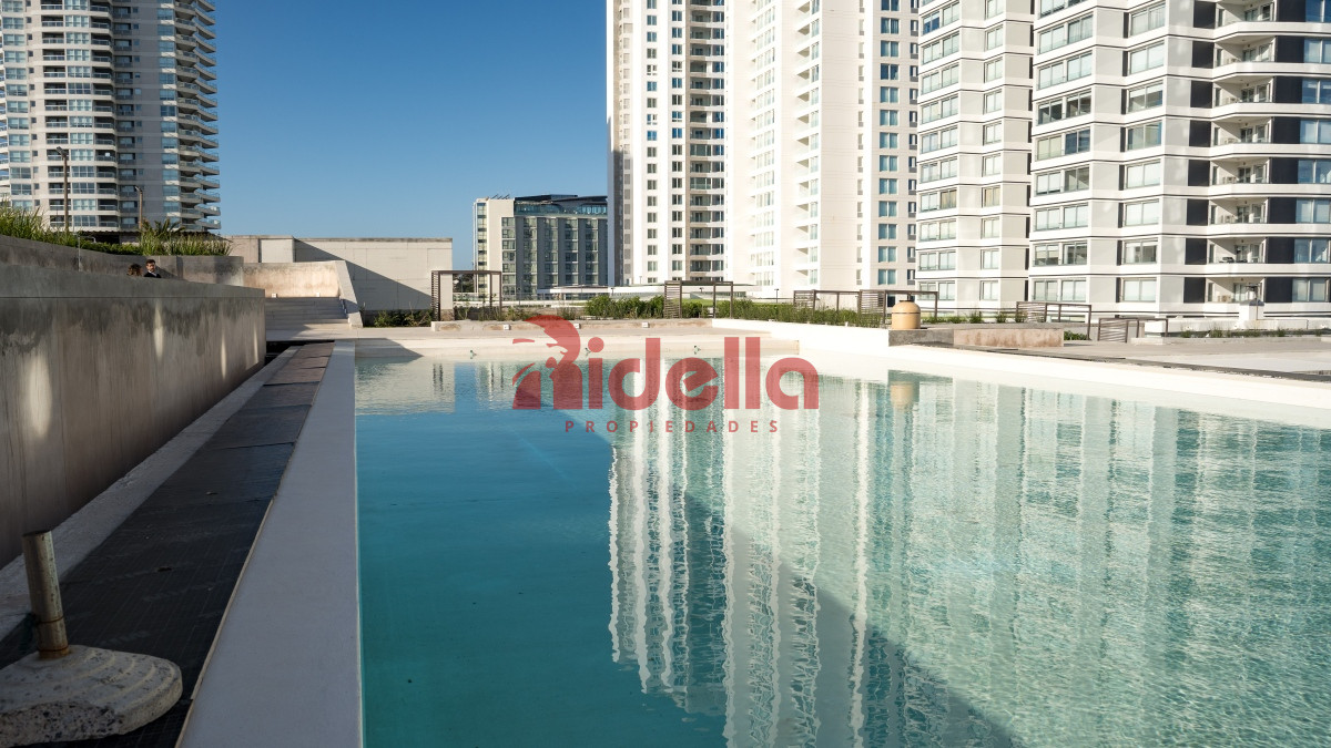 Apartamento ID.414 - Venta de Apartamento TRUMP TOWER 2 dorm, con financiación propia, Vista al mar