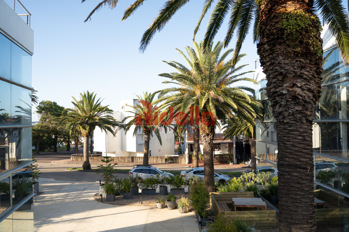 Apartamento ID.647 - Venta de Apartamento 1 Dormitorio en Península, Punta del Este
