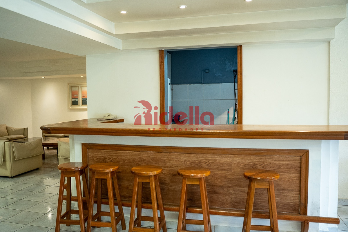 Apartamento ID.557 - Apartamento en venta 4 dormitorios, Roosvelt, Punta del Este