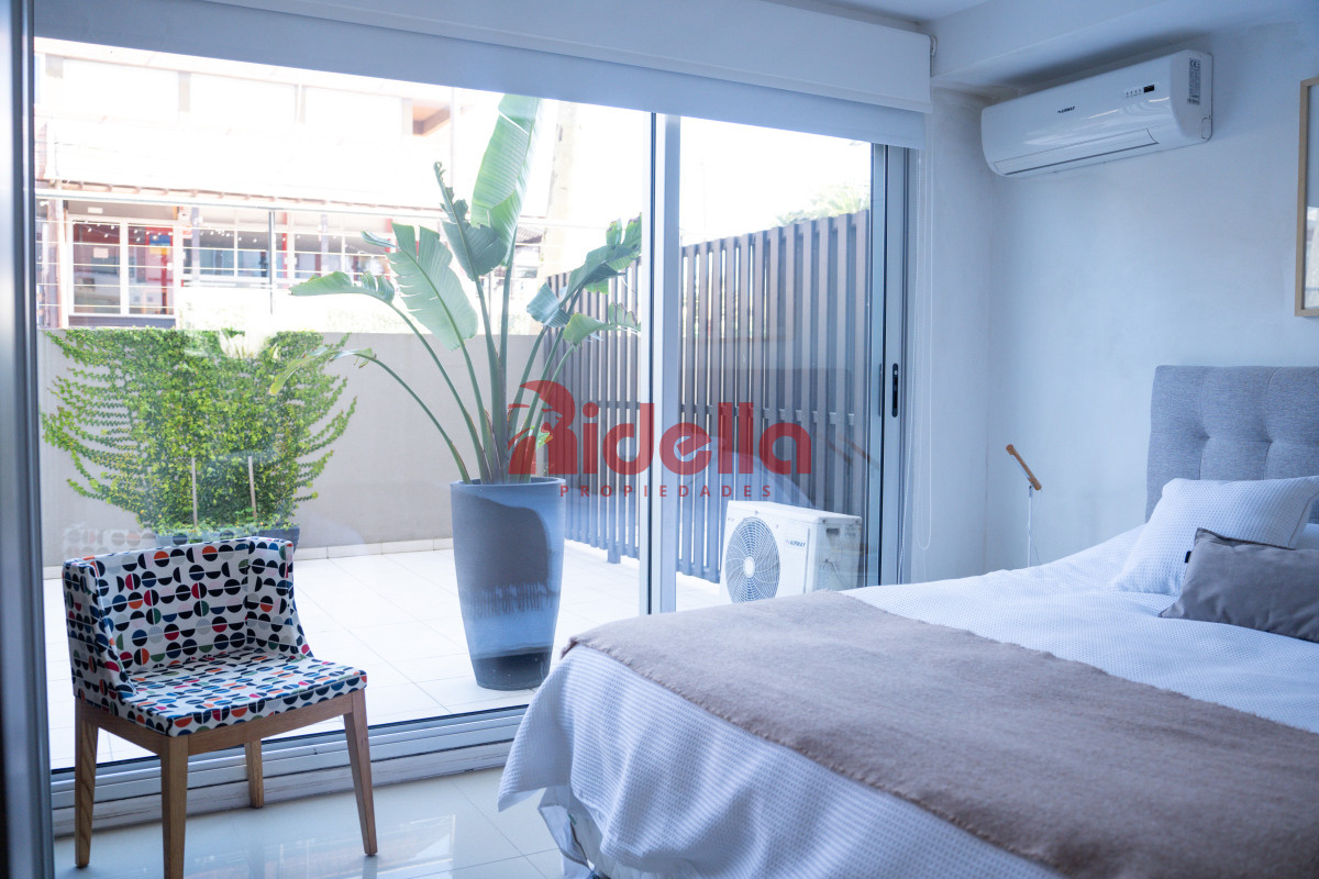 Apartamento ID.647 - Venta de Apartamento 1 Dormitorio en Península, Punta del Este