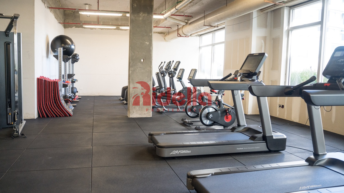 Apartamento ID.414 - Venta de Apartamento TRUMP TOWER 2 dorm, con financiación propia, Vista al mar