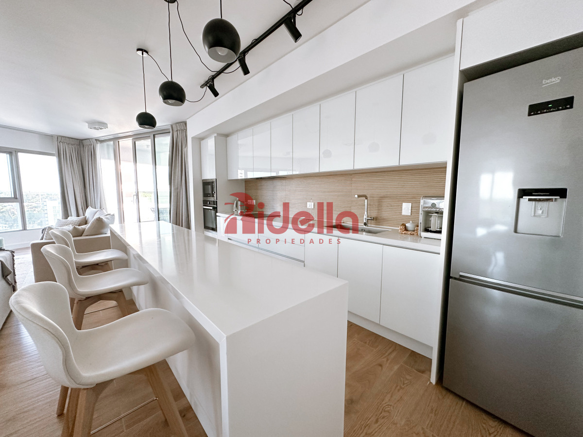 Apartamento ID.414 - Venta de Apartamento TRUMP TOWER 2 dorm, con financiación propia, Vista al mar