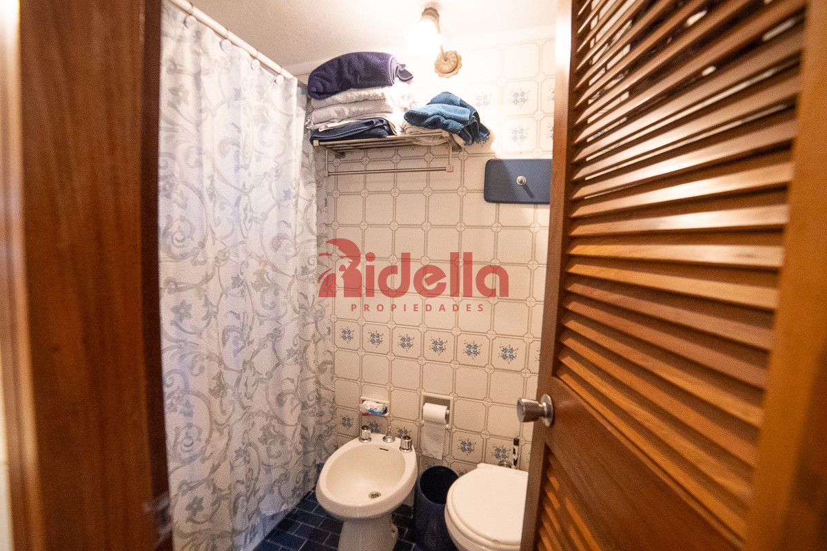 Apartamento ID.557 - Apartamento en venta 4 dormitorios, Roosvelt, Punta del Este
