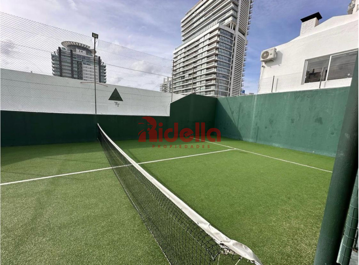 Apartamento ID.517 - Venta de Apartamento 3 dormitorios en Torre Triangulo, Punta del Este