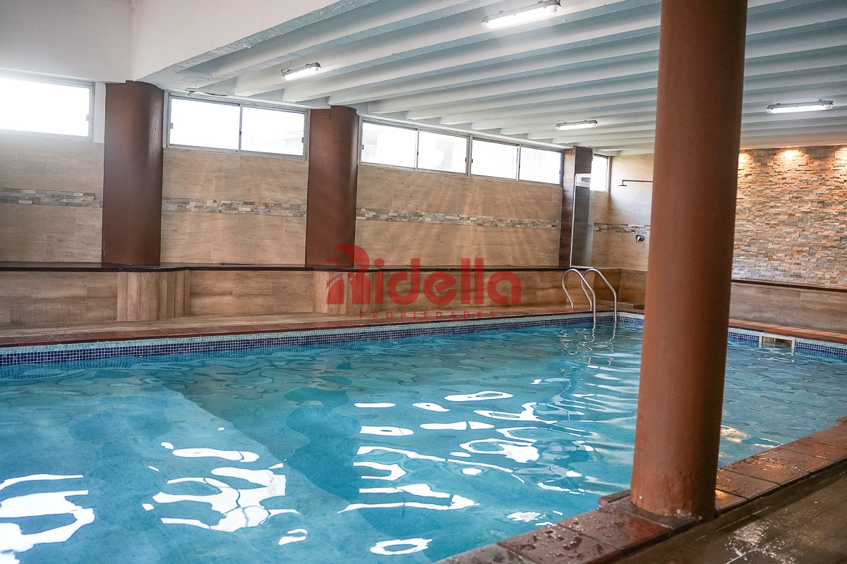 Apartamento ID.517 - Venta de Apartamento 3 dormitorios en Torre Triangulo, Punta del Este
