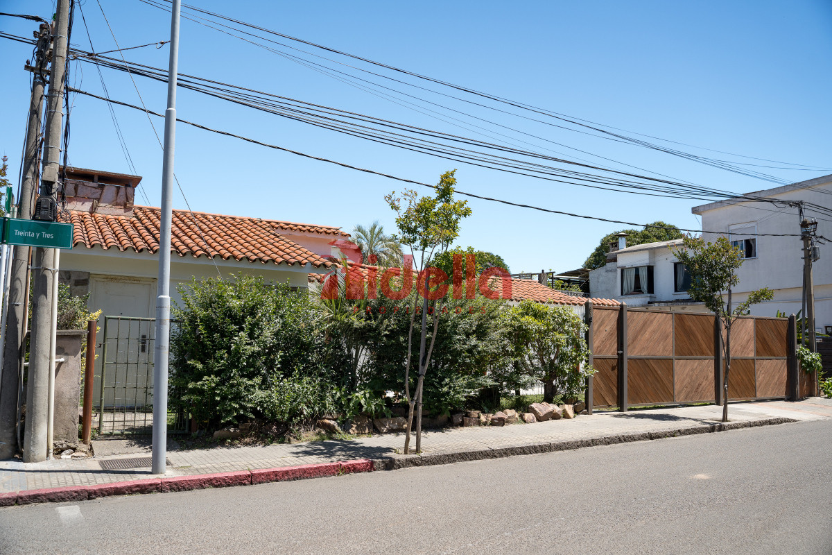 venta de casa reciclada 2 dormitorios, centro, maldonado - rdl637c