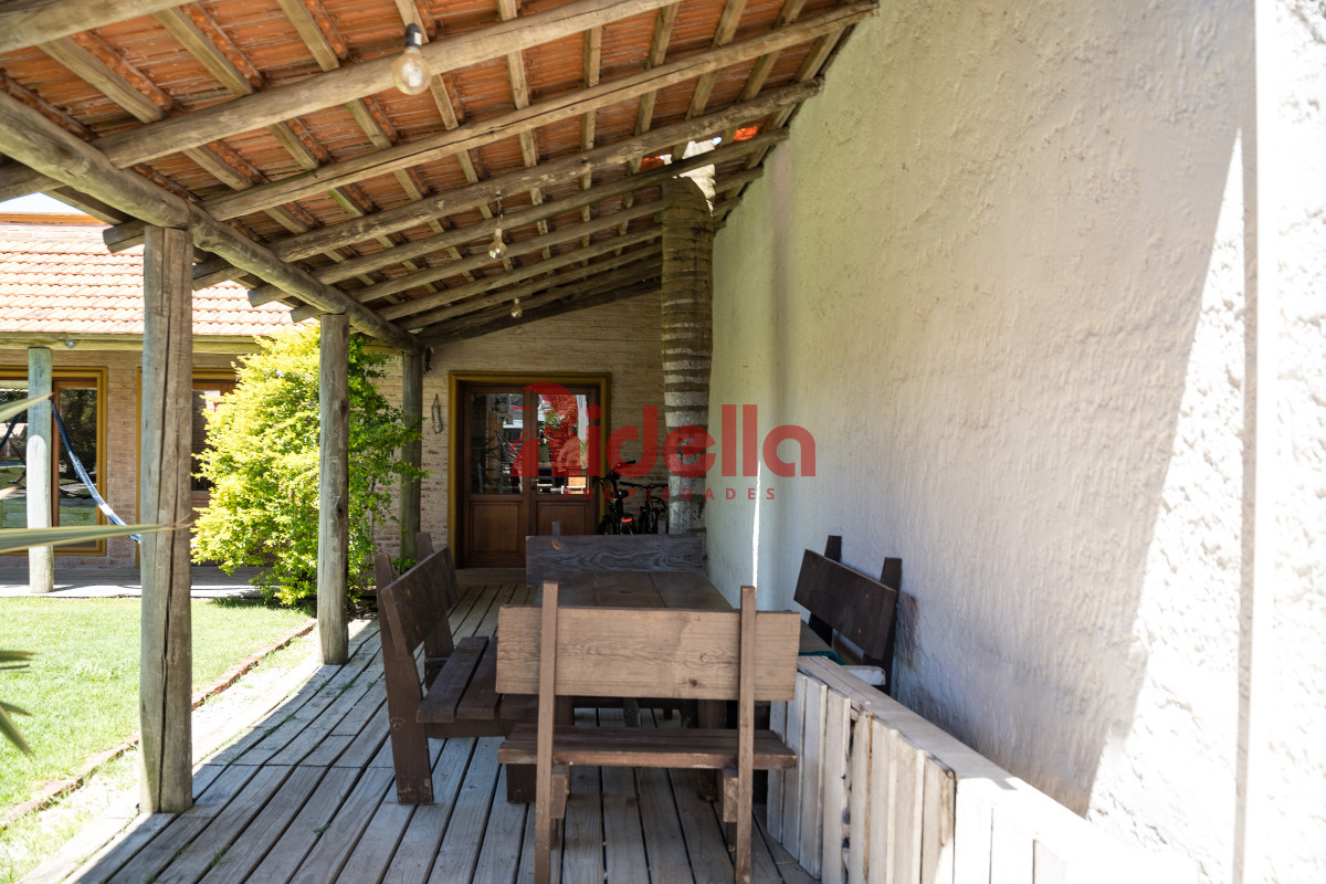 Casa ID.615 - Casa en Venta en Manantiales - A 150m de Playa Bikini