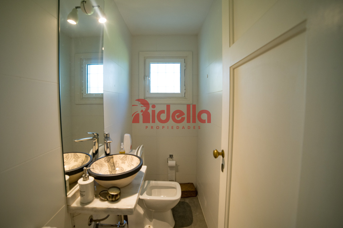 Casa ID.670 - Hogar renovado en San Rafael, ubicación privilegiada.