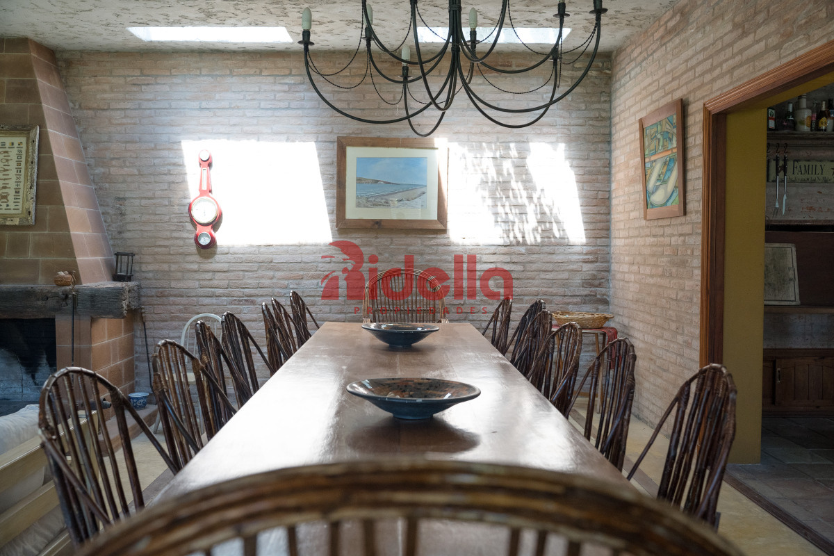 Casa ID.615 - Casa en Venta en Manantiales - A 150m de Playa Bikini
