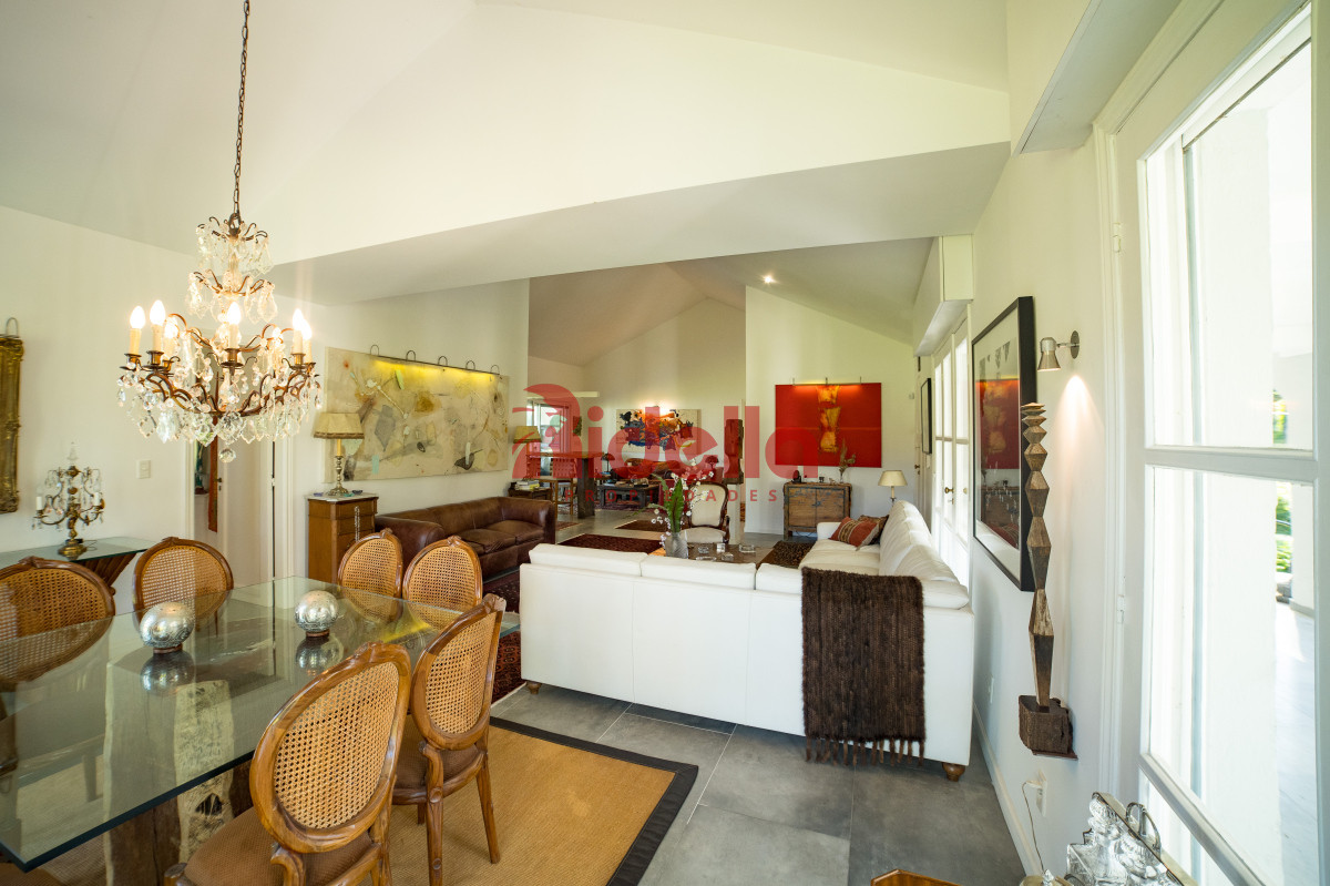 Casa ID.670 - Hogar renovado en San Rafael, ubicación privilegiada.