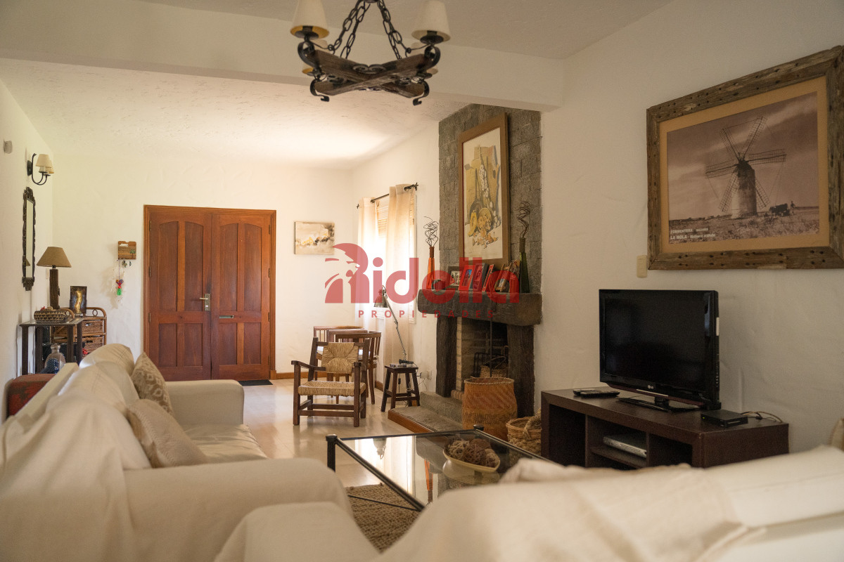 Casa ID.615 - Casa en Venta en Manantiales - A 150m de Playa Bikini