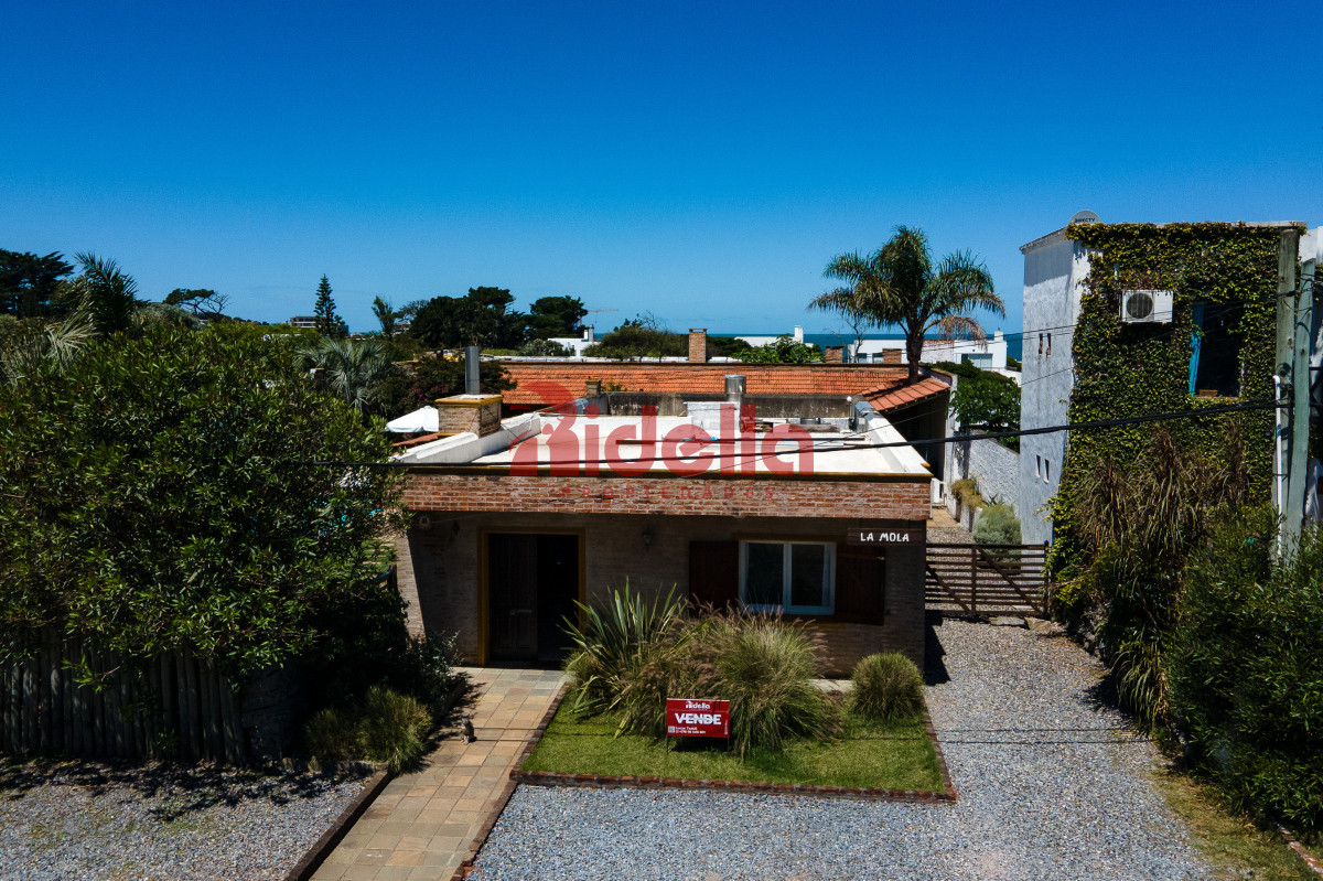 Casa ID.615 - Casa en Venta en Manantiales - A 150m de Playa Bikini