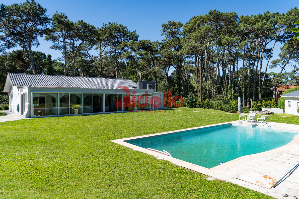Casa ID.670 - Hogar renovado en San Rafael, ubicación privilegiada.