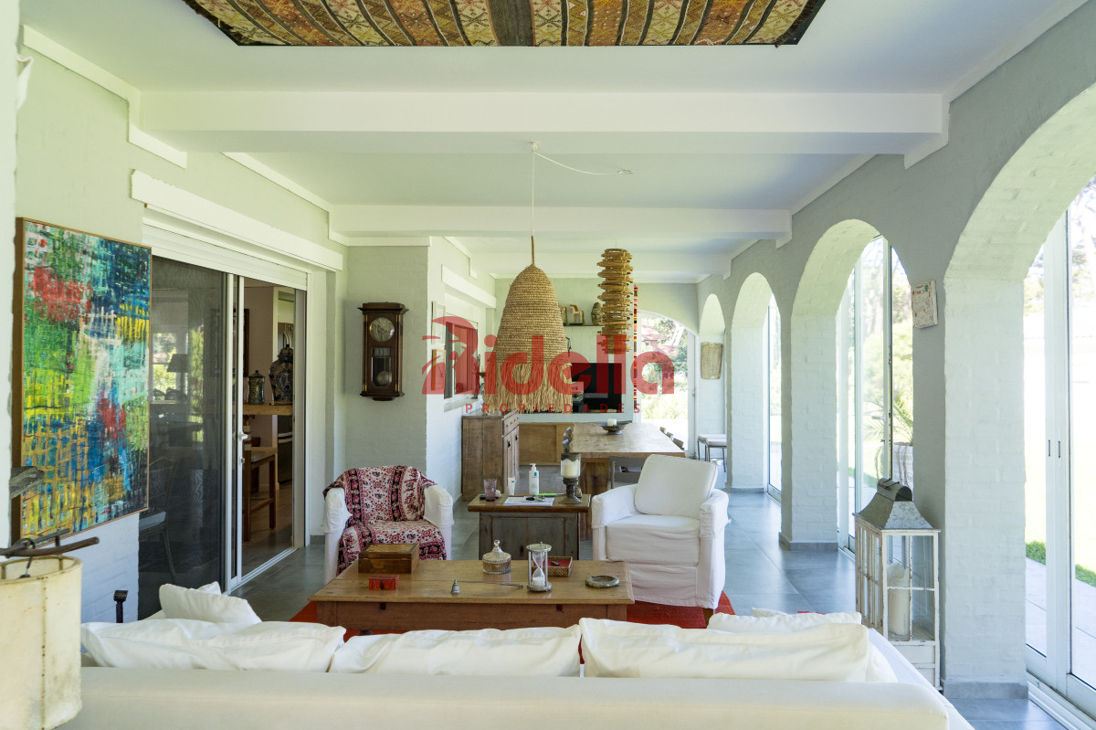 Casa ID.670 - Hogar renovado en San Rafael, ubicación privilegiada.
