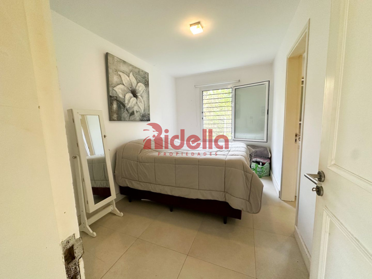 Casa ID.187 - Casa en venta Beverly Hills 4 dormitorios