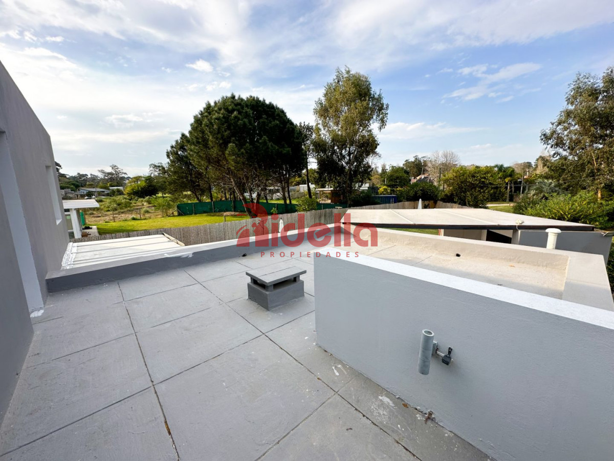 Casa ID.187 - Casa en venta Beverly Hills 4 dormitorios