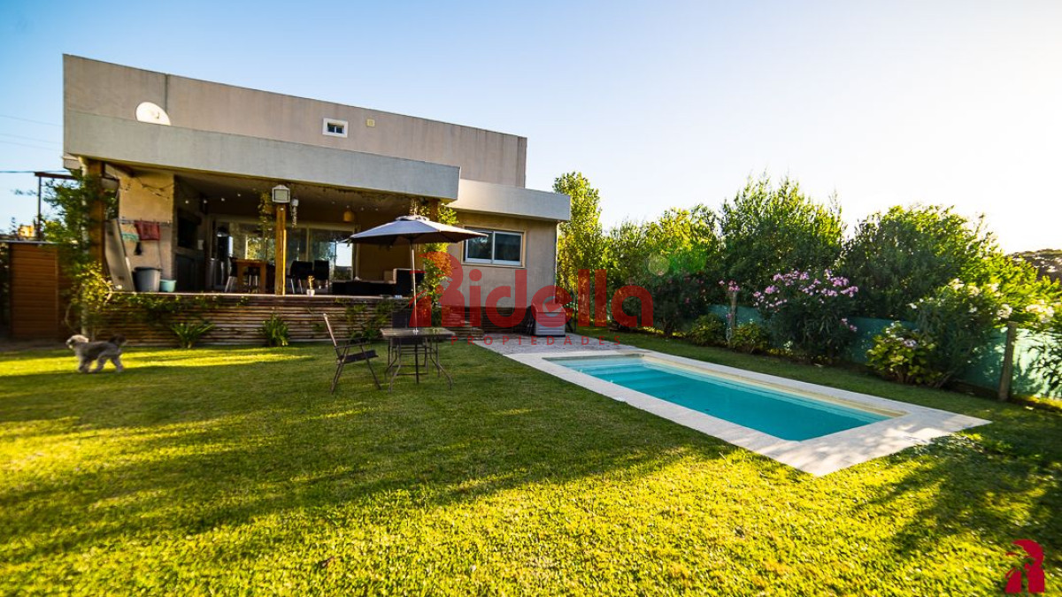 Casa ID.388 - Casa en Venta de 4 DORMITORIOS en Sauce de Portezuelo, Maldonado.