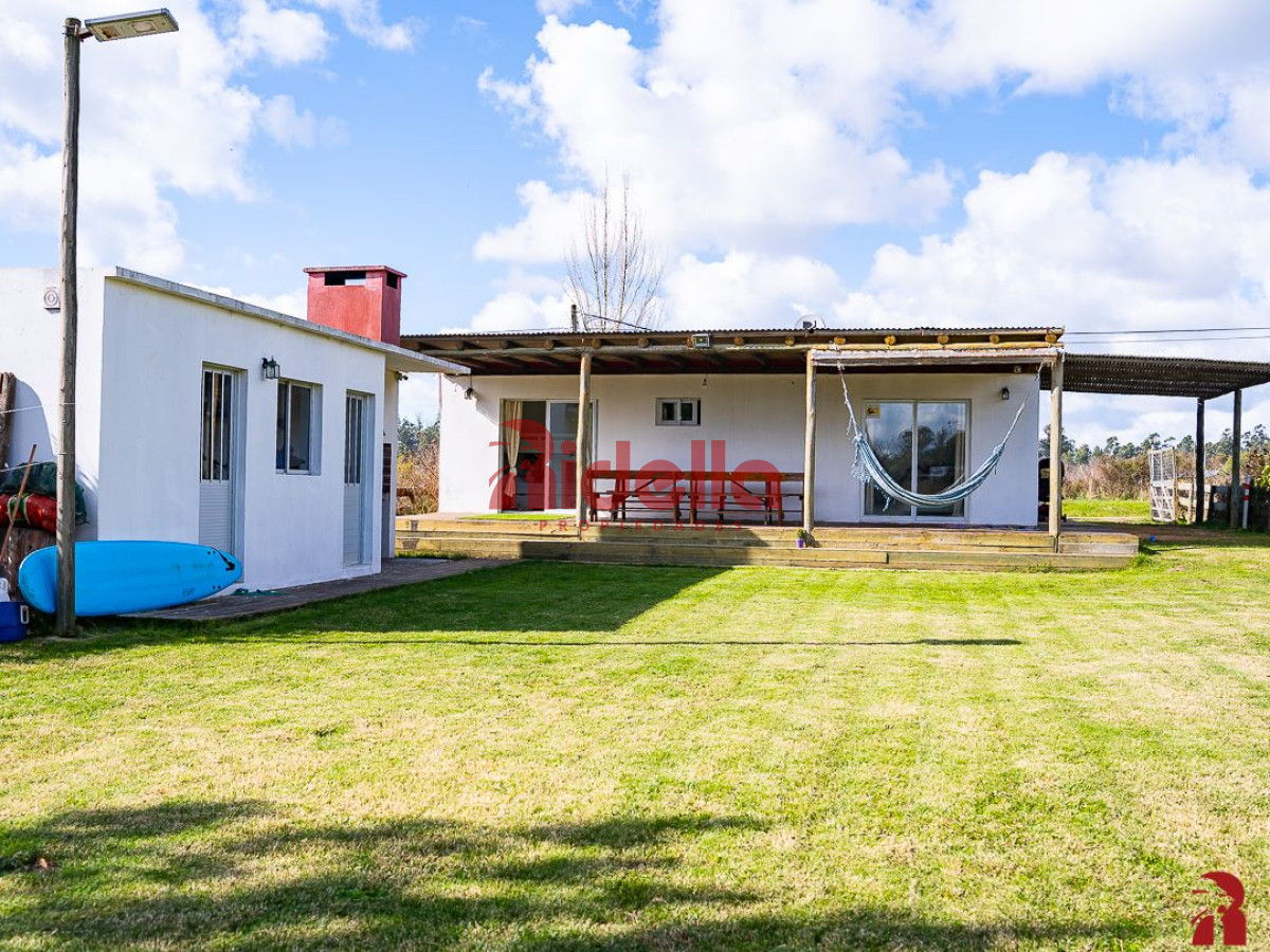 Casa ID.536 - Casa en venta La Barra 2 dormitorios