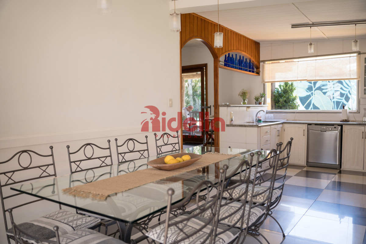 Casa ID.615 - Casa en Venta en Manantiales - A 150m de Playa Bikini