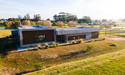 Casa 5 dormitorios, en Barrio Privado, Punta del Este.