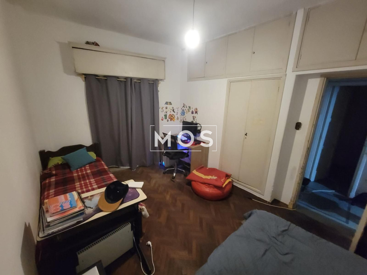 Apartamento ID.3076 - SE VENDE EDIFICIO CON RENTA EN CORDON OPORTUNIDAD DE INVERSION