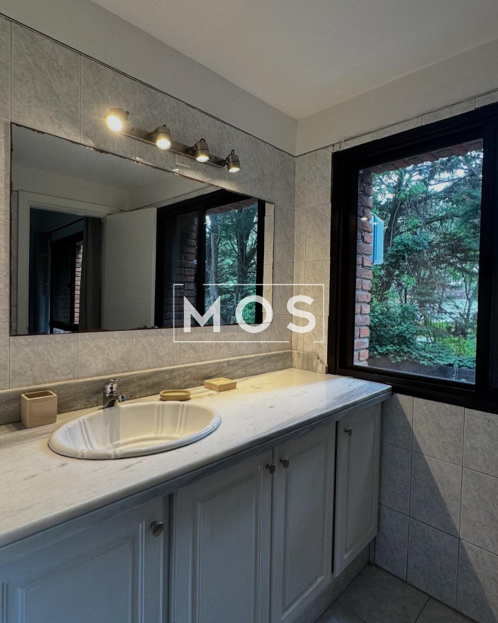 Apartamento ID.2798 - ALQUILER ANUAL E INVERNAL DISPONIBLE EN PUNTA DEL ESTE