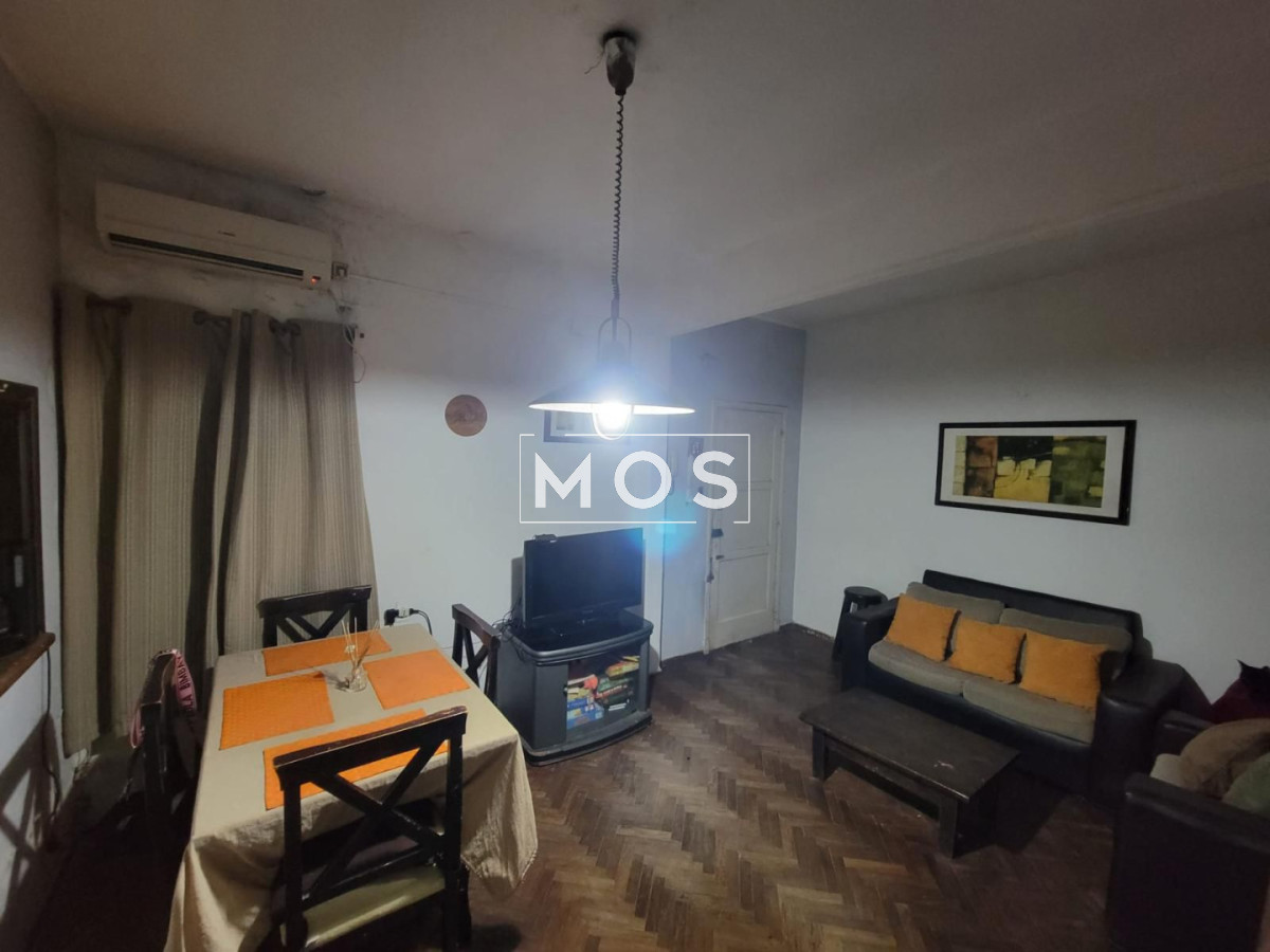 Apartamento ID.3076 - SE VENDE EDIFICIO CON RENTA EN CORDON OPORTUNIDAD DE INVERSION
