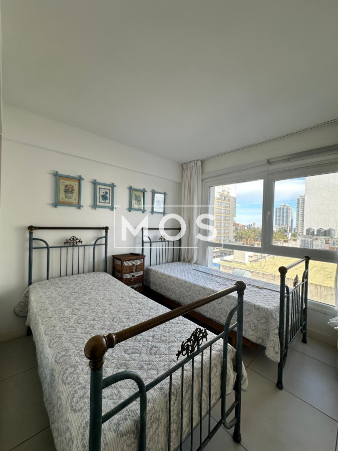 Apartamento ID.2879 - SE ALQUILA APTO EN LA PENÍNSULA