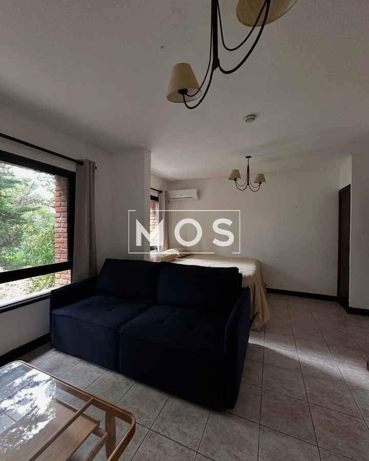 Apartamento ID.2800 - ALQUILER UN AMBIENTE EN PUNTA DEL ESTE 