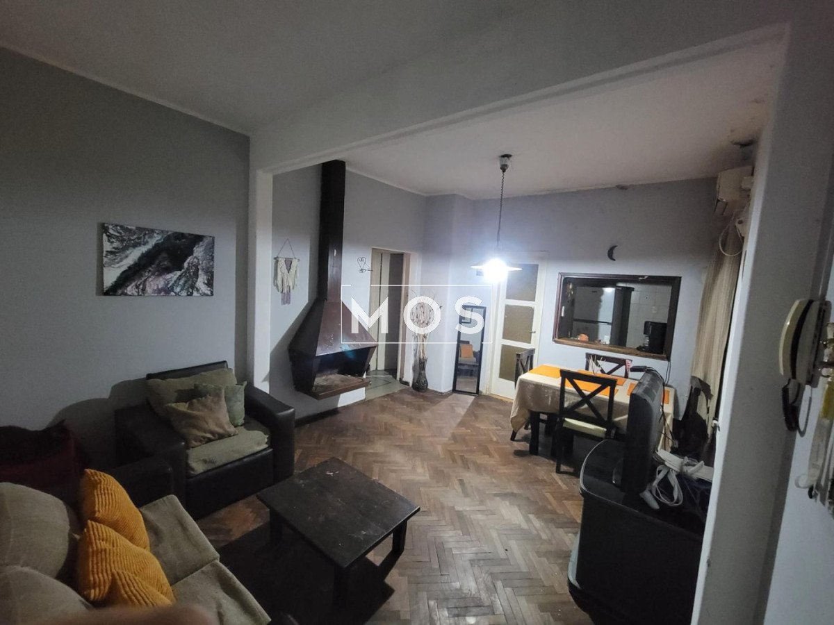 Apartamento ID.3076 - SE VENDE EDIFICIO CON RENTA EN CORDON OPORTUNIDAD DE INVERSION