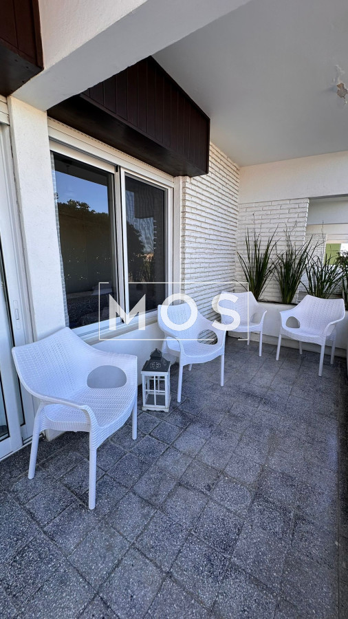 Apartamento ID.2660 - ALQUILER DE VERANO FRENTE A PLAYA BRAVA APTO TRES DORMITORIOS