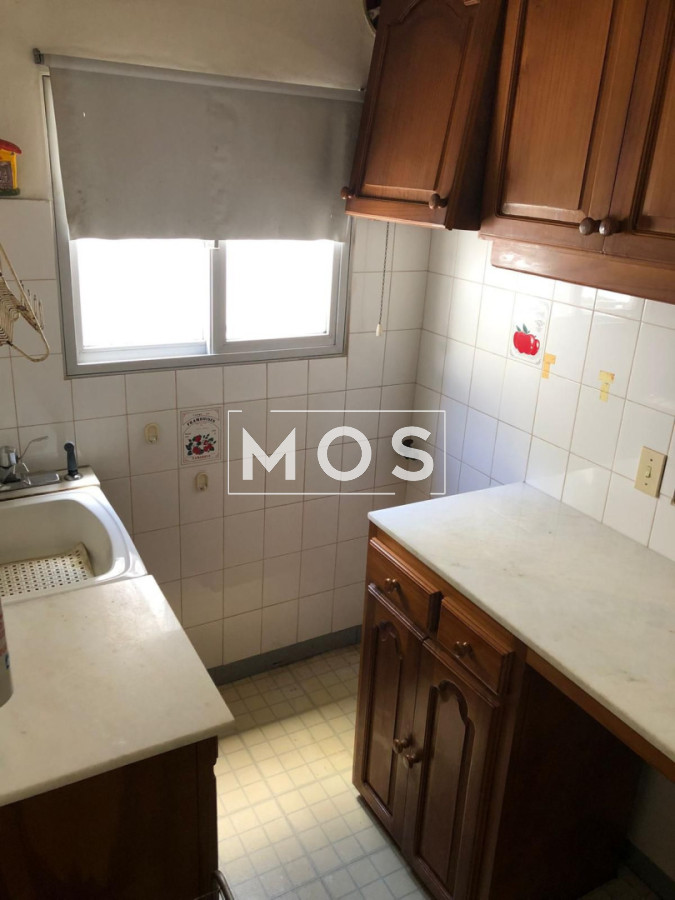 Apartamento ID.3076 - SE VENDE EDIFICIO CON RENTA EN CORDON OPORTUNIDAD DE INVERSION