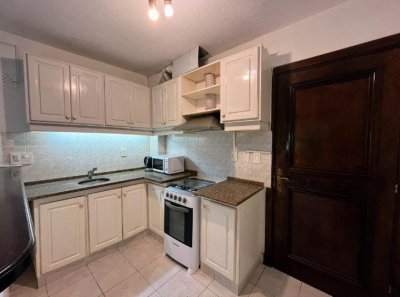 VENTA DE APTO  EN PUNTA DEL ESTE CON RENTA 
