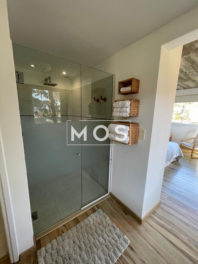 Casa ID.382 - Casa en Punta Ballena, Club del Lago