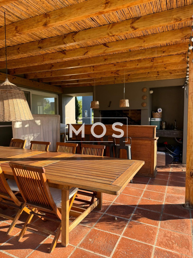 Casa ID.2613 - CASA EN VENTA ALTOS DE LA TAHONA