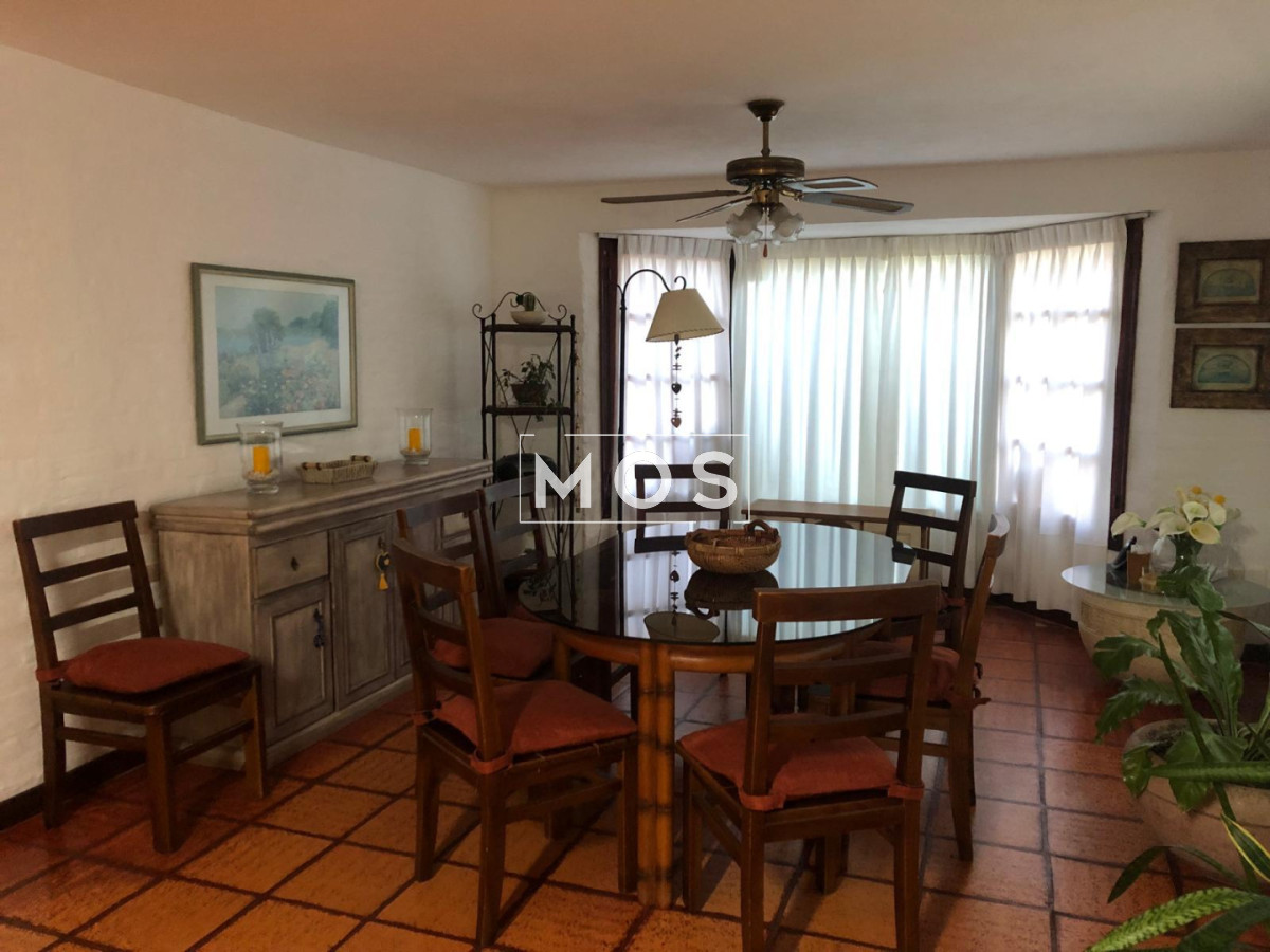 Casa ID.3234 - ALQUILER TEMPORAL DE ESPELNDIDO CHALET EN BARRIO MARLY