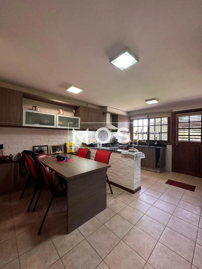Casa ID.2877 - VENTA DE ESPLENDIDA CASA EN JARDINES DE CORDOBA
