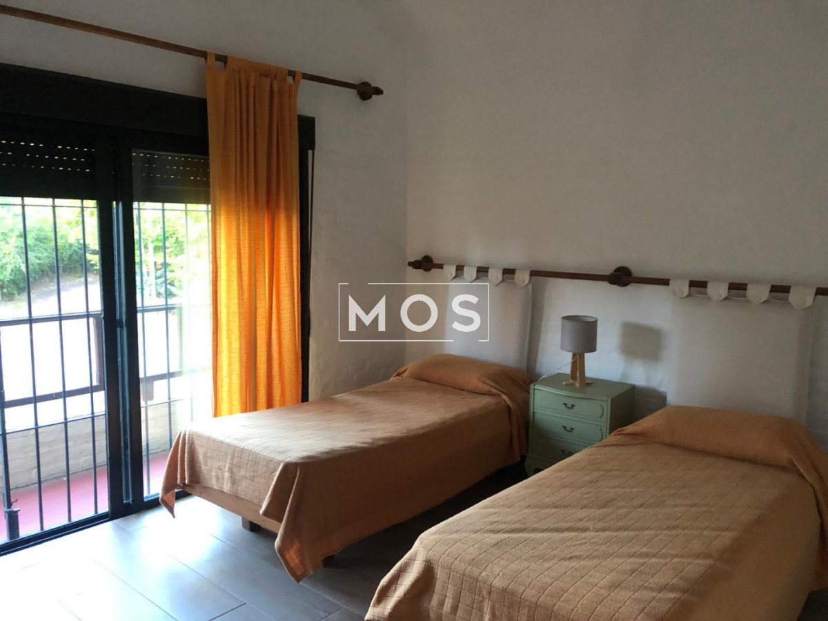 Casa ID.3234 - ALQUILER TEMPORAL DE ESPELNDIDO CHALET EN BARRIO MARLY