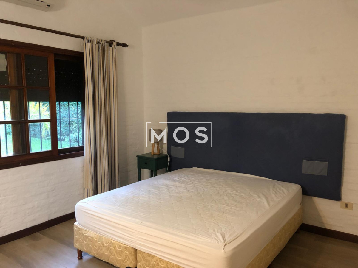 Casa ID.3234 - ALQUILER TEMPORAL DE ESPELNDIDO CHALET EN BARRIO MARLY