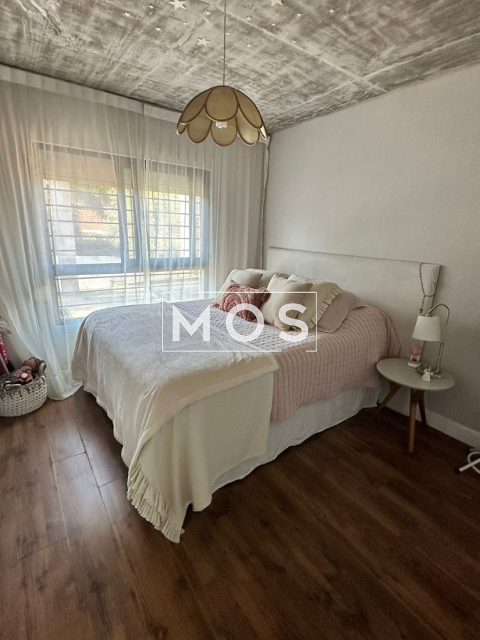 Casa ID.3378 - SE VENDE MODERNA CASA EN PINARES 