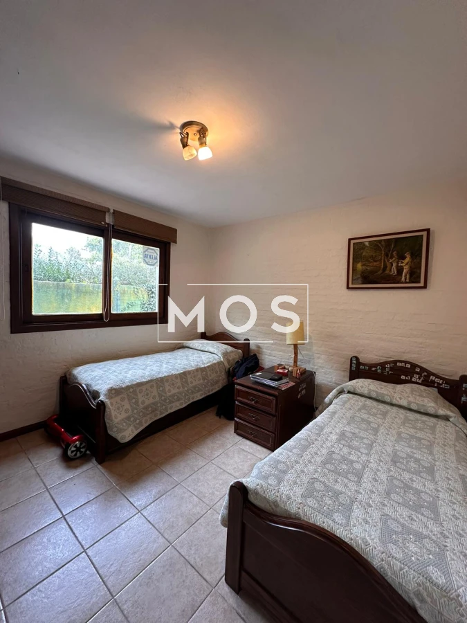Casa ID.2877 - VENTA DE ESPLENDIDA CASA EN JARDINES DE CORDOBA