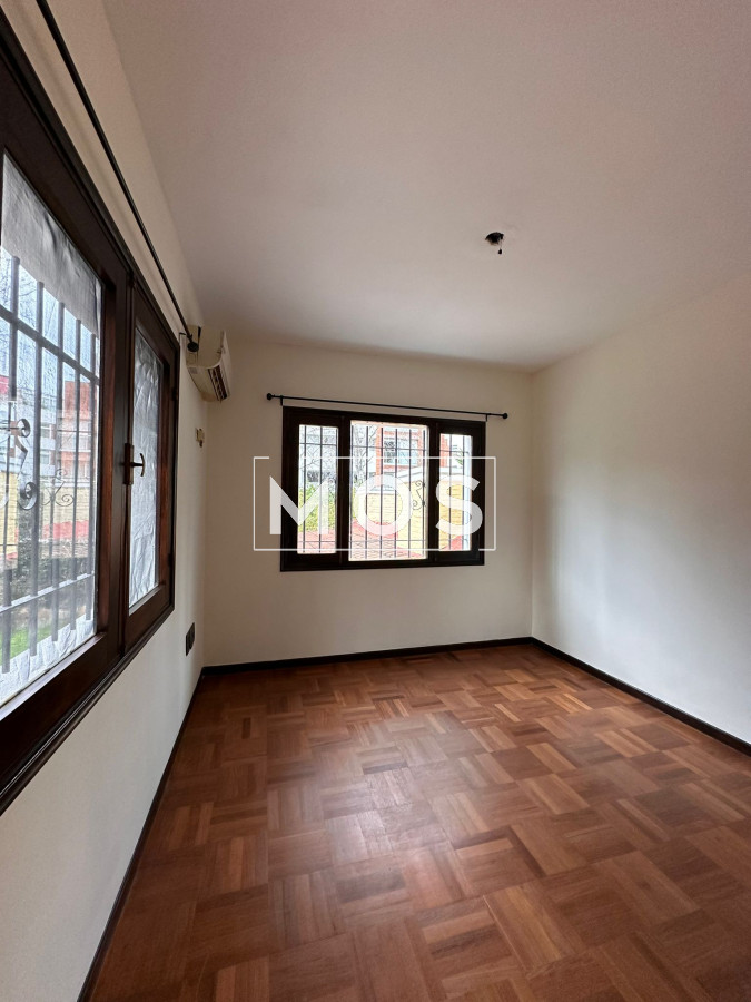 Casa ID.2564 - ALQUILER DISPONIBLE PARQUE DE MIRAMAR