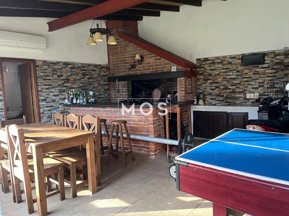 Casa ID.2877 - VENTA DE ESPLENDIDA CASA EN JARDINES DE CORDOBA