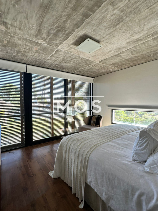Casa ID.3378 - SE VENDE MODERNA CASA EN PINARES 