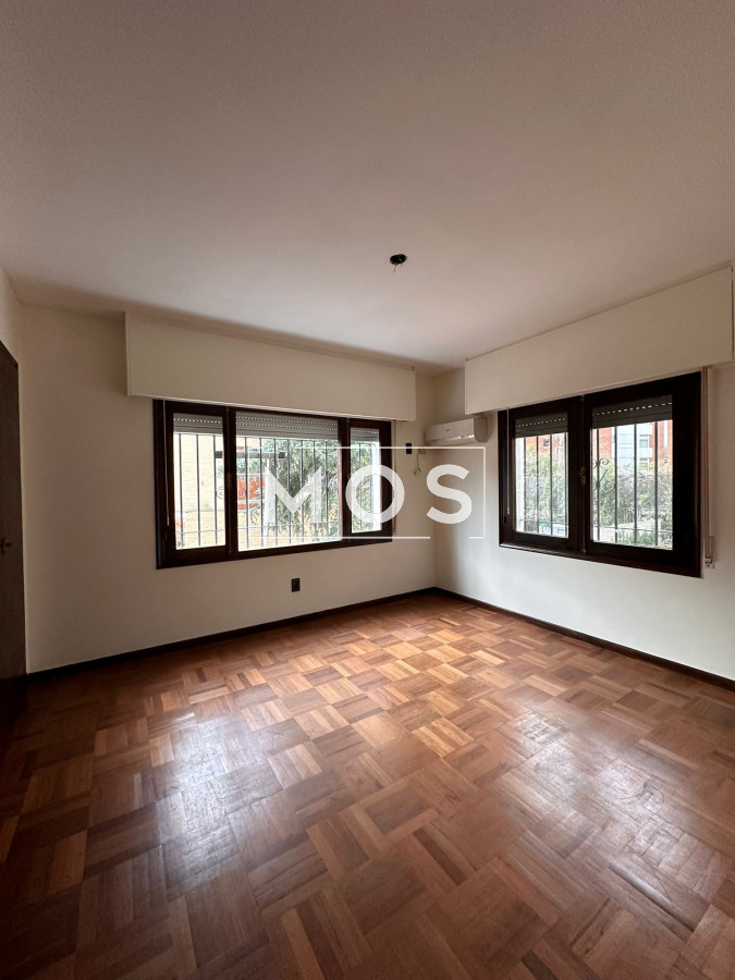 Casa ID.2564 - ALQUILER DISPONIBLE PARQUE DE MIRAMAR