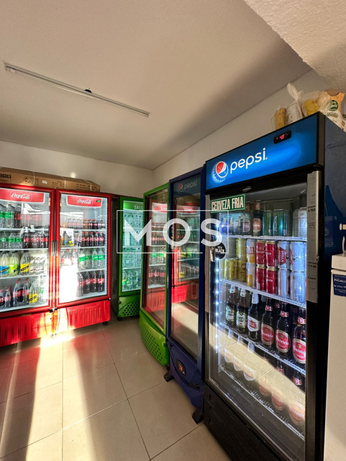 Local Comercial ID.3486 - ALQUILER LOCAL O VENTA DE LLAVE GORLERO FRENTE A WTC
