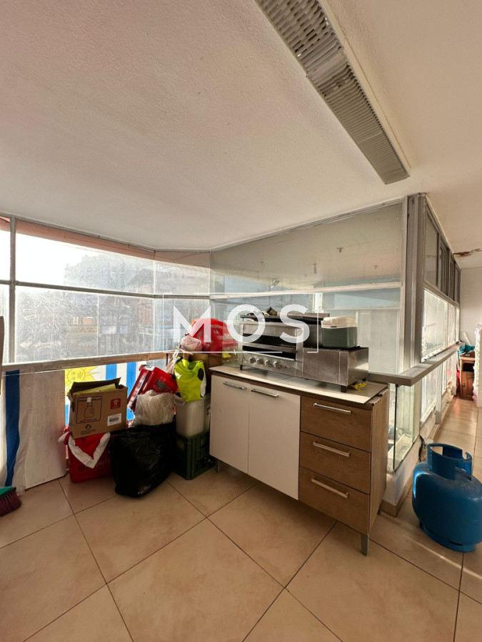 Local Comercial ID.3486 - ALQUILER LOCAL O VENTA DE LLAVE GORLERO FRENTE A WTC